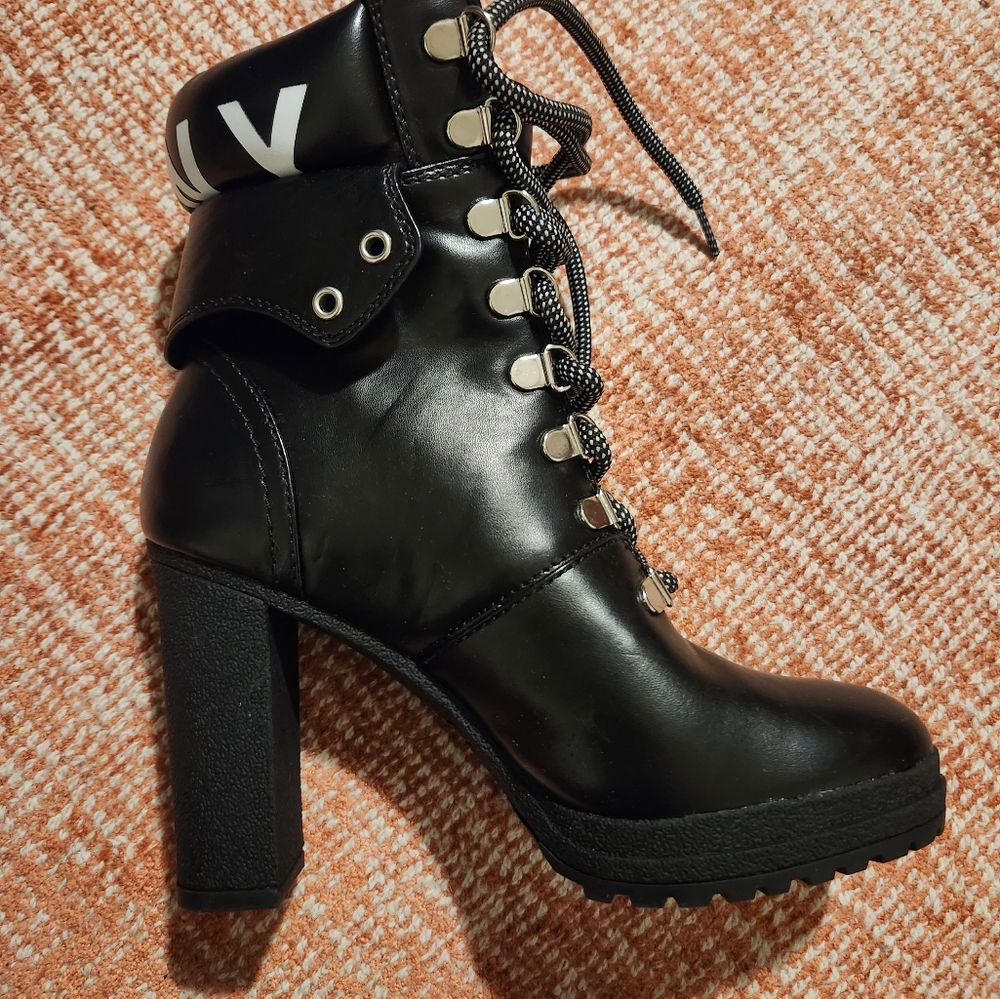 DKNY boots - Picture 3 of 3